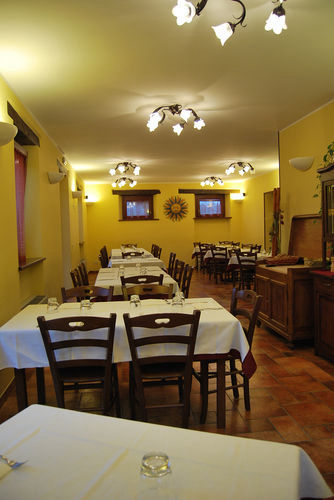 Ristorante Pizzeria La Tana Del Ghiro - Serra De Conti (AN)